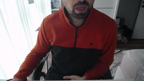 Snapshot of x_____0_____x chatting on October 23, 11:46 am Mr. Lonely online show from October 23, 11:46 am