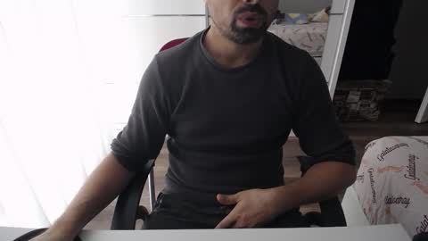 Snapshot of x_____0_____x chatting on September 9, 9:09 am Mr. Lonely online show from September 9, 9:09 am
