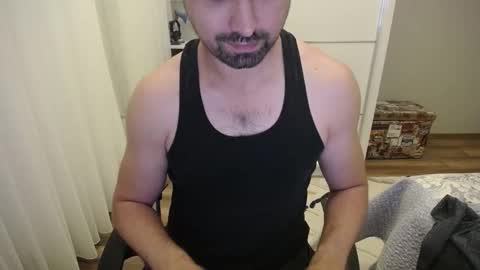 Snapshot of x_____0_____x chatting on September 14, 8:22 pm Mr. Lonely online show from September 14, 8:22 pm