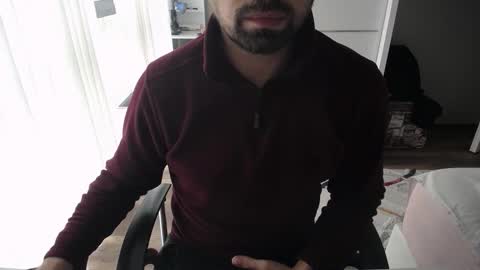 Snapshot of x_____0_____x chatting on October 22, 10:41 am Mr. Lonely online show from October 22, 10:41 am