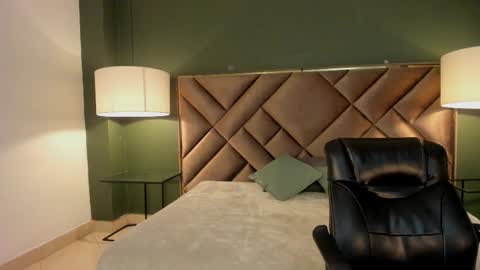 xam_collen online show from March 9, 5:40 pm