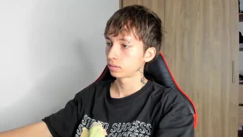 Xam online show from December 17, 9:16 pm