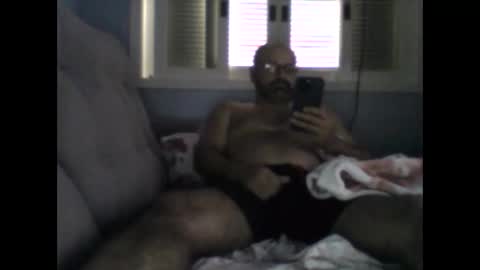 Snapshot of xande1311 chatting on February 9, 10:09 am xande1311 online show from February 9, 10:09 am