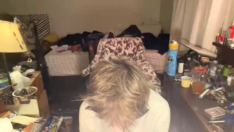 xander0zzz online show from March 11, 10:00 am