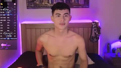 Xander Cardona online show from March 24, 10:35 pm