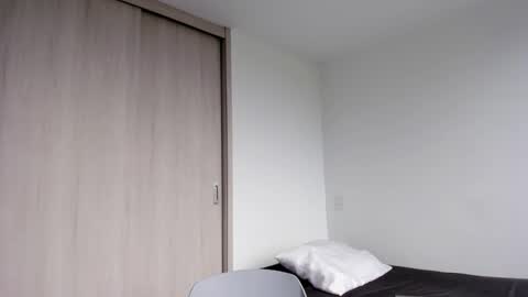 Snapshot of xavier_colleman chatting on February 14, 8:05 pm Xavier online show from February 14, 8:05 pm