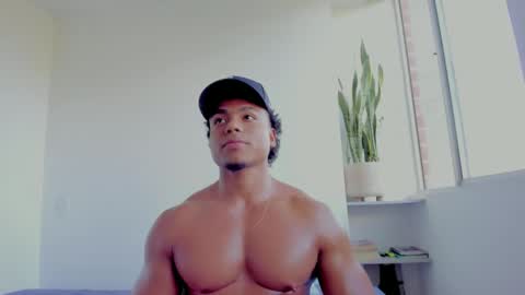 Snapshot of xavier_colleman chatting on September 10, 8:40 pm Xavier online show from September 10, 8:40 pm