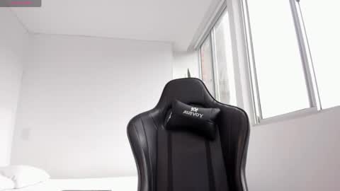 Xavier online show from May 19, 12:33 pm