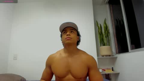 Snapshot of xavier_colleman chatting on October 18, 2:49 am Xavier online show from October 18, 2:49 am