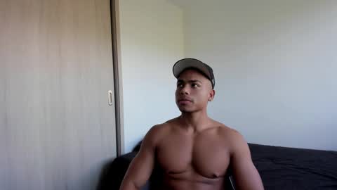 Snapshot of xavier_colleman chatting on January 25, 8:21 pm Xavier online show from January 25, 8:21 pm