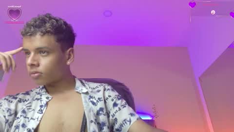 xavier fox   online show from March 10, 10:16 pm