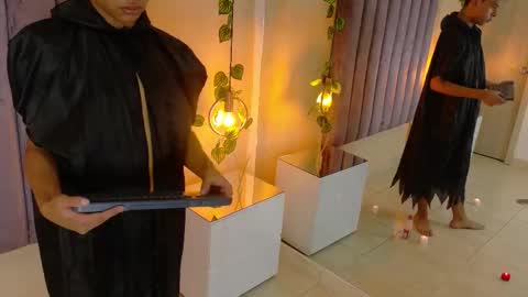 xavier fox   online show from March 9, 9:42 pm