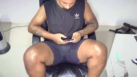 Xavier Miller online show from October 25, 6:31 pm