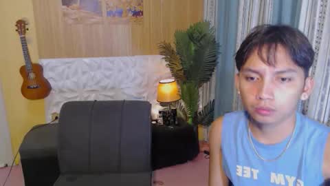 Snapshot of xcigbatecum chatting on September 9, 11:36 pm Charlie online show from September 9, 11:36 pm