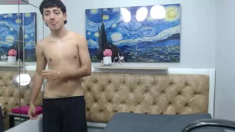 xebastwink online show from April 12, 8:43 pm