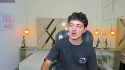 xebastwink online show from April 17, 8:11 pm