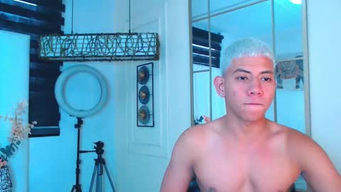 MICHAEL HUGE online show from March 8, 2:05 pm