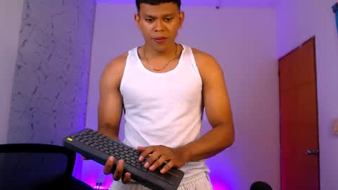 Xiao Keiko online show from April 25, 4:15 am