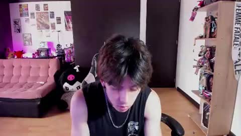 xIce Boy online show from June 15, 2:53 pm