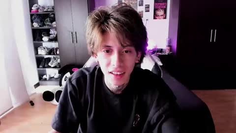 xIce Boy online show from February 18, 3:31 pm