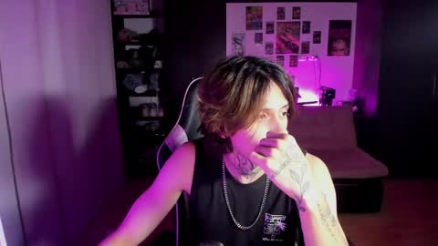 xIce Boy online show from May 1, 1:10 am