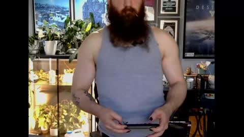 xiisil online show from April 27, 4:25 pm