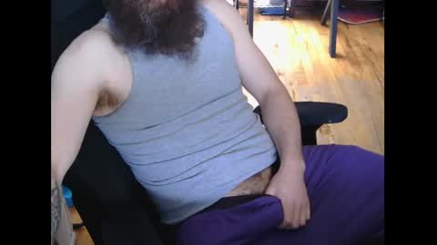 xiisil online show from May 1, 3:14 pm