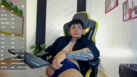 Snapshot of xkevyn chatting on October 24, 1:24 pm online show from October 24, 1:24 pm