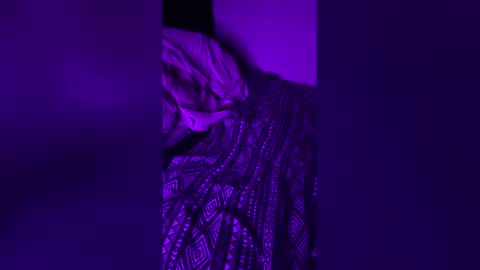 xolitocrunch online show from February 21, 2:34 am