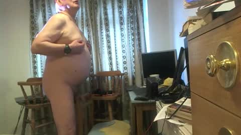 xvoyeur2011x online show from March 28, 6:46 am