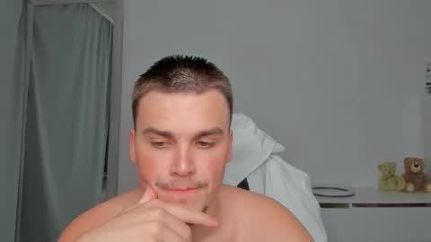 raul online show from November 30, 7:32 am