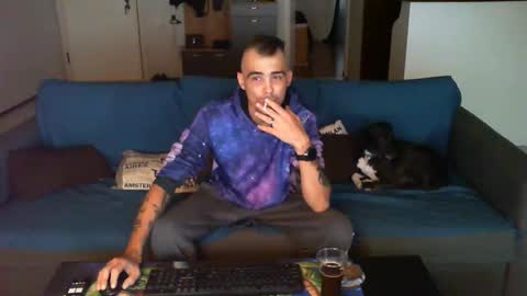 Snapshot of xxbooba_valentinoxx chatting on October 2, 8:18 am xXBooba ValentinoXx online show from October 2, 8:18 am