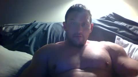 xxedgemaster101 online show from February 2, 1:12 am