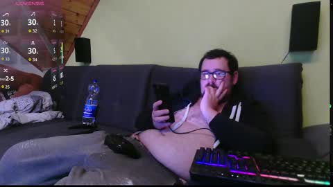 Snapshot of xxevoker chatting on October 30, 9:38 pm xxevoker online show from October 30, 9:38 pm