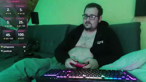 Snapshot of xxevoker chatting on October 15, 12:24 pm xxevoker online show from October 15, 12:24 pm