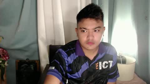 Loyd online show from December 12, 6:25 am