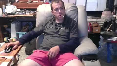 Snapshot of xxscubastevexxx chatting on October 16, 9:28 am xxScubaStevexx online show from October 16, 9:28 am