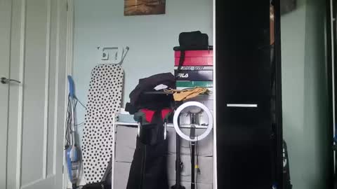 Snapshot of xxsddfc3w chatting on January 22, 1:11 pm xxsddfc3w online show from January 22, 1:11 pm