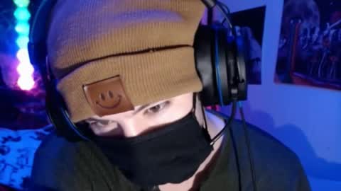 David Fox online show from April 30, 5:36 am