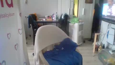 xxx_gigant_xxx online show from January 13, 8:08 am