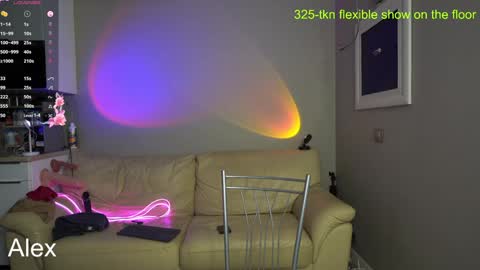     online show from February 16, 2:15 pm