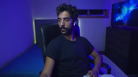 Snapshot of xxxhabibi chatting on October 5, 7:40 pm xxxhabibi online show from October 5, 7:40 pm