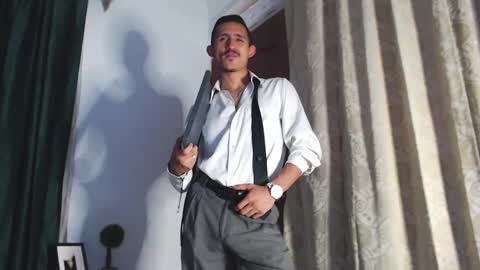 Snapshot of xxxhome_alonexxx chatting on December 16, 8:05 pm Kev online show from December 16, 8:05 pm