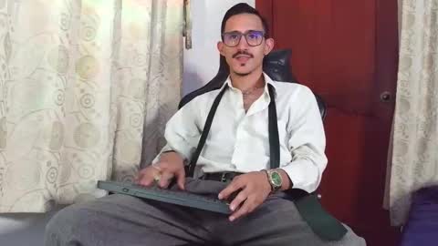 Kev online show from April 8, 8:06 pm