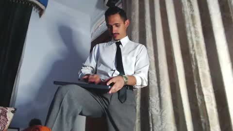 Snapshot of xxxhome_alonexxx chatting on January 21, 8:11 pm Kev online show from January 21, 8:11 pm