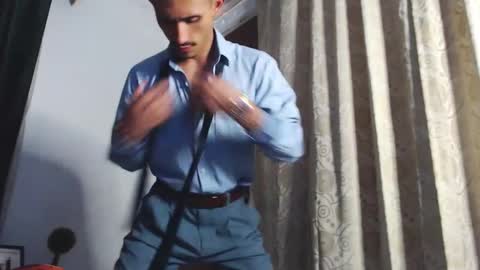 Snapshot of xxxhome_alonexxx chatting on January 28, 7:53 pm Kev online show from January 28, 7:53 pm