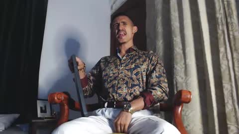 Snapshot of xxxhome_alonexxx chatting on January 5, 7:39 pm Kev online show from January 5, 7:39 pm