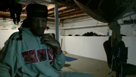 xxxjrstrokesxxx online show from January 25, 11:11 pm