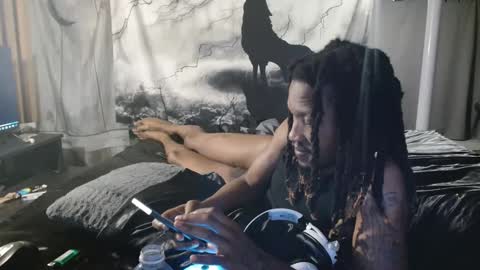 xxxjrstrokesxxx online show from September 14, 1:46 pm