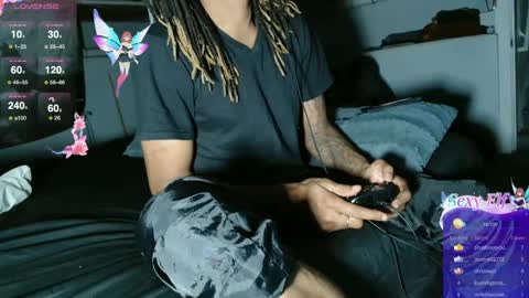 xxxjrstrokesxxx online show from December 5, 3:26 am